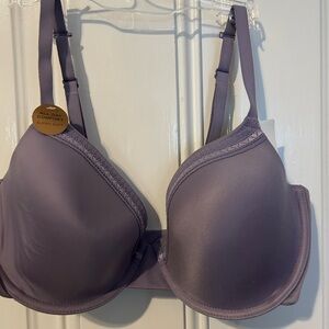 Lavendar Wacoal 34DDD comfort bra